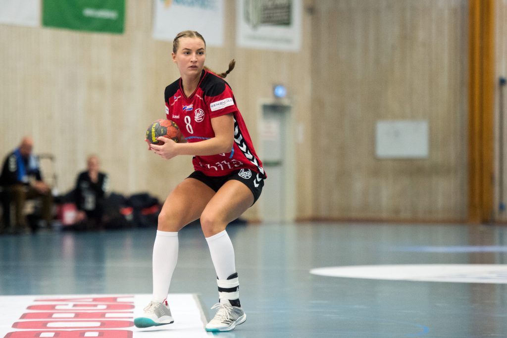 Kristina Zubonja klar för spel i Kungälvs HK