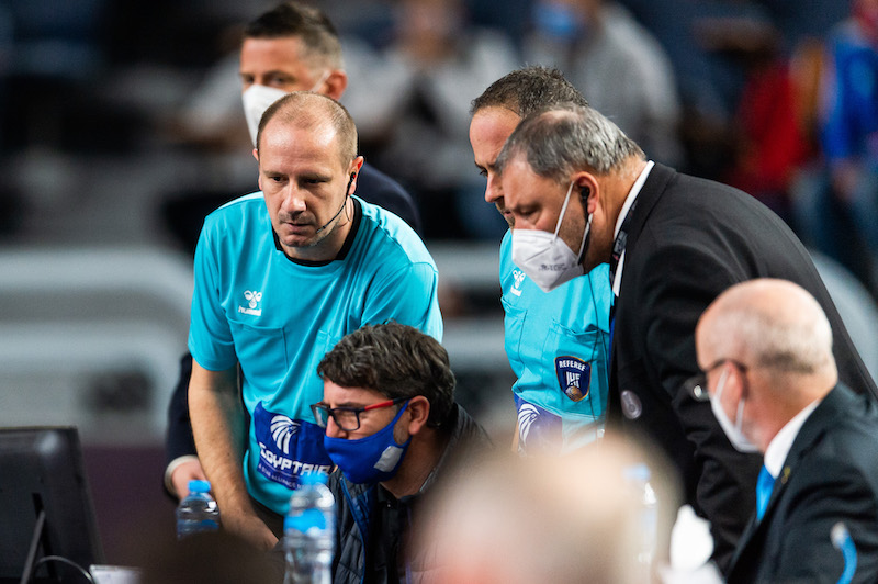 3 things learned during the week: “The EHF poke, the underestimated role of Claar & Nasser”